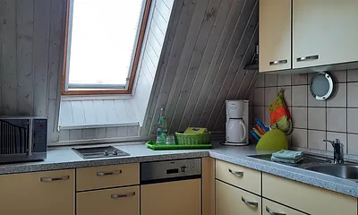 Küche befindet sich im oberen Bereich