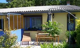 geschützte Terasse zur Südseite