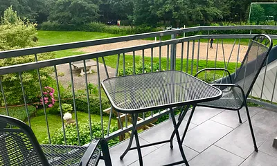 Balkon mit Blick ins Grüne