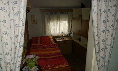 Wohnraum 2 für 1 Pers. schlafen