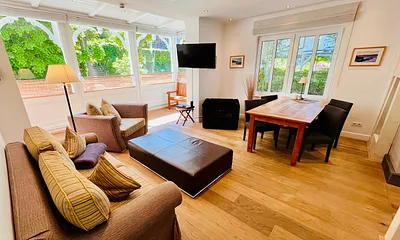 Gemütlicher Wohnbereich mit Essecke