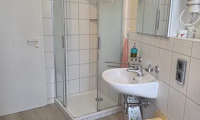 Bad mit Dusche