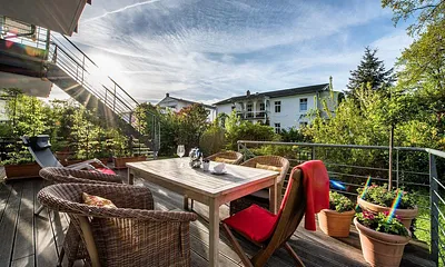 Terrasse nach hinten