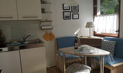 Sitzecke in  kleiner Küche 