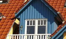 Balkon von außen - zwichenzeitlich haben wir auch einen Sonnenschirm für Sie