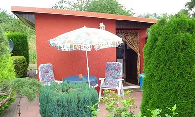 Bungalow LEE - Terasse und Eingang