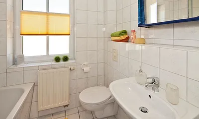 großzügiges Badezimmer