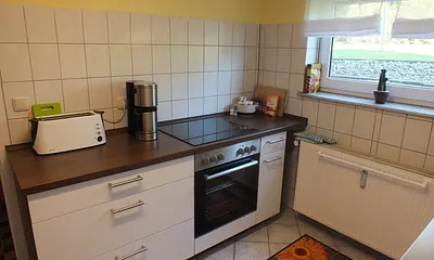 diverse Küchengeräte vorhanden