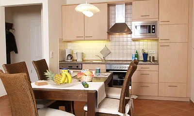 offene Küche mit Essplatz