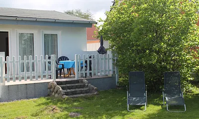 Rückansicht mit Terasse