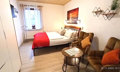 im Wohn / Schlafzimmer
