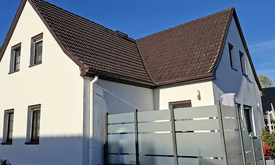 die Ferienwohnung befindet sich im 1.OG unseres Wohnhaus - Außenansicht