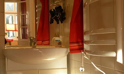 Bad- Waschplatz u. Handtuchtrockner