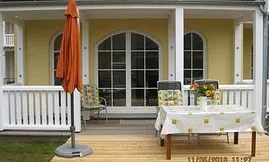 überdachte Terrasse