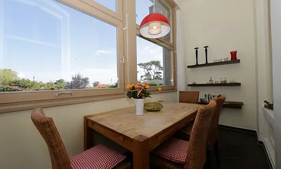 Loggia 1 mit Eßtisch