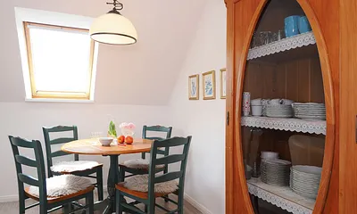 Schöner Essplatz mit Blick auf das Stettiner Haff - gerne stellen wir einen Hochstuhl dazu