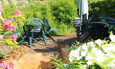 Gemütliche Sitzecke im Garten