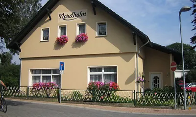 Aussenansicht ( Eingang FeWo über den Hof )