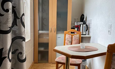 Miniküche und Eßplatz