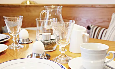  Frühstück um Schwalbennest