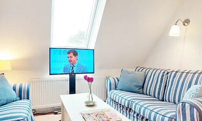  Separater Wohn- und TV-Bereich