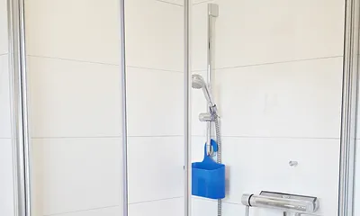  Dusche im Tageslichtbad