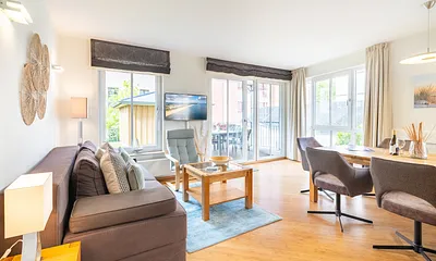 Wohn- und Essbereich mit Terrasse