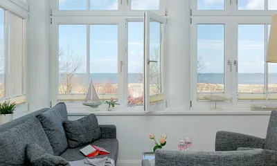 Wohnbereich mit Meerblick