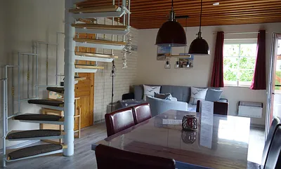 Ferienhaus Kühnel, 4-Zimmer-Ferienwohnung (Kühnel's Spatzennest)