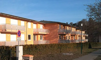 Ferienwohnung im 1. OG rechts mit großen sonnigen Balkon in einer modernen, mediteranen Wohnanlage