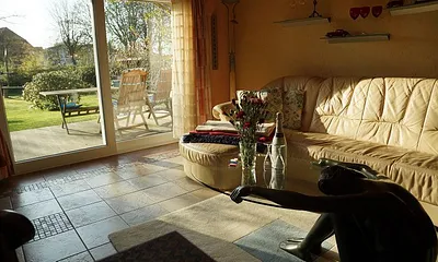 Wohnzimmer mit integrierter Küche