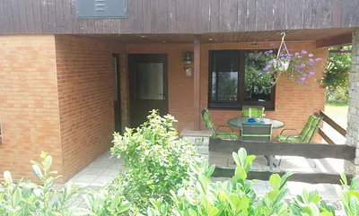 mit Grillmöglichkeit