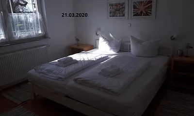 1. Schlafzimmer mit Doppelbett