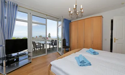 großes Schlafzimmer