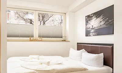 separate Veranda mit Doppelbett (140x200)