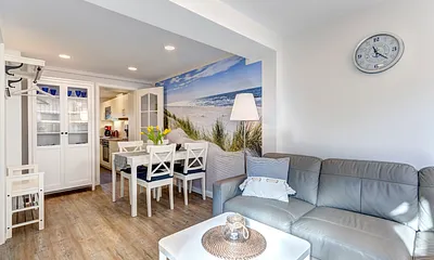 Wohnzimmer mit Essplatz