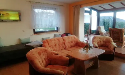 Wohnzimmer mit Aufbettung ( 2Einzelbetten )