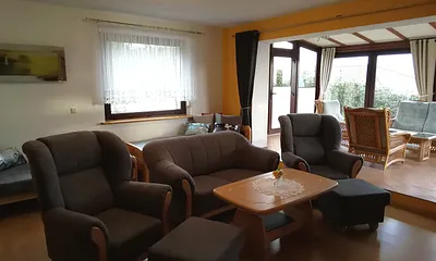 Wohnzimmer mit Aufbettung ( 2Einzelbetten )