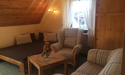 Wohnzimmer mit Aufbettmöglichkeit