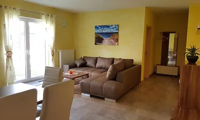 Ferienwohnungen Urlaubsreif-Rügen, 3-Zimmer-Ferienwohnung (Wohnung 1 EG)