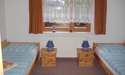 Schlafzimmer 2