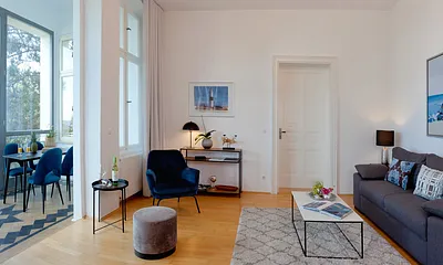 Wohnbereich mit angrenzendem Wintergarten