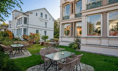 Terrasse vor dem Haus