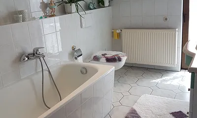 Bad mit anschließendem Balkon