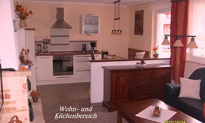 großzügiger Wohn-Essbereich