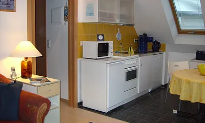 Küchenzeile komplett eingerichtet