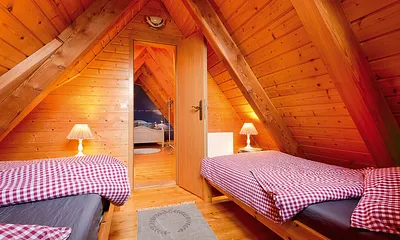 Schlafzimmer 2 im Spitzboden