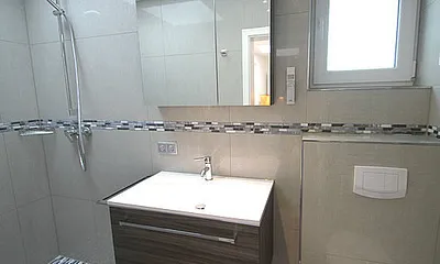 Badezimmer mit Oberlicht