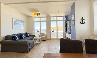 Blick auf den gemütlichen Wohnbereich