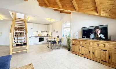 Küchenzeile mit Essbereich